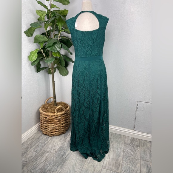 Candalite Emerald Green Sleeveless Special Event Formal Maxi Lace Dress - Picture 5 of 5